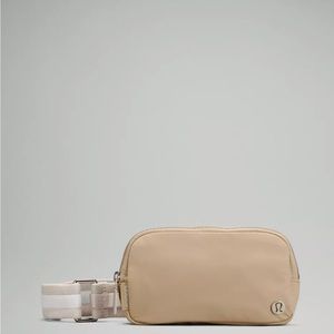 Lululemon Belt Bag Mini